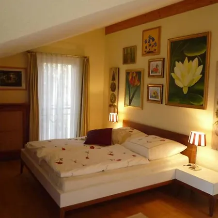 בית נופש Gaestehaus Im Park *